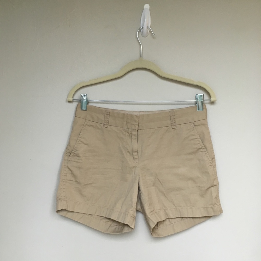 J. Crew ~ Chino khaki shorts